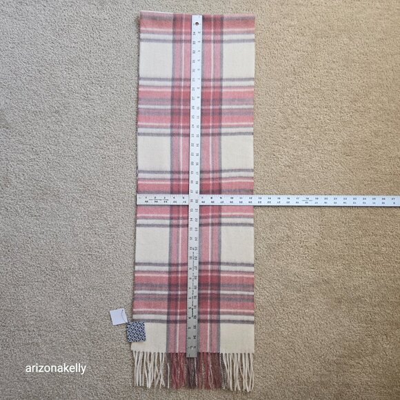 NWT 100% Wool Pink Plaid Fringe Scarf - Picture 8 of 8